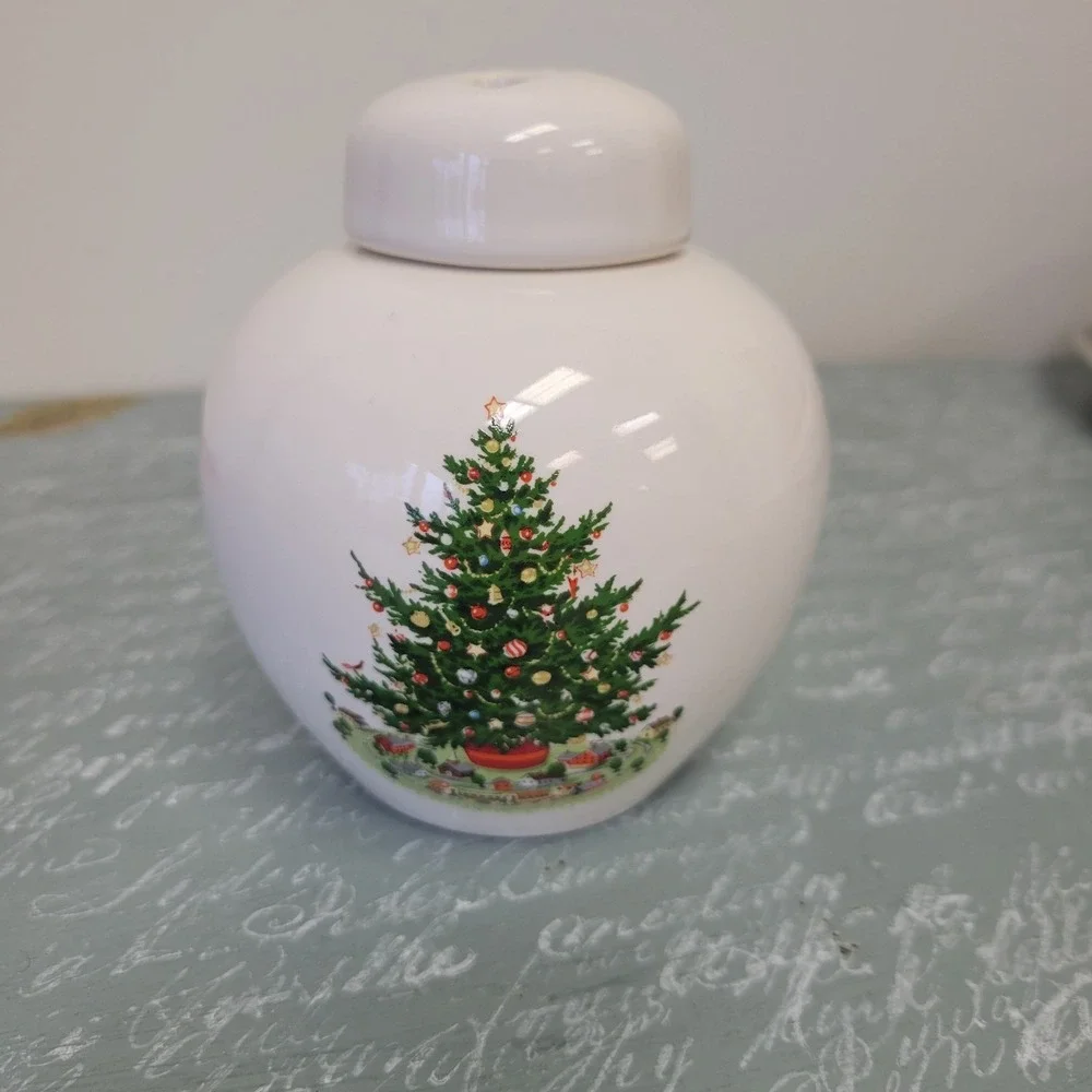 Pfaltzgraff Christmas Heritage Potpourri Jar Ginger Jar Bud Vase‎ 4
